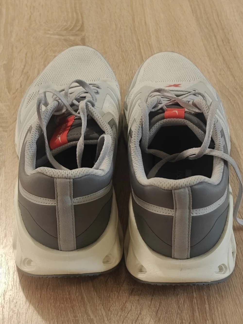 Reebok light gray